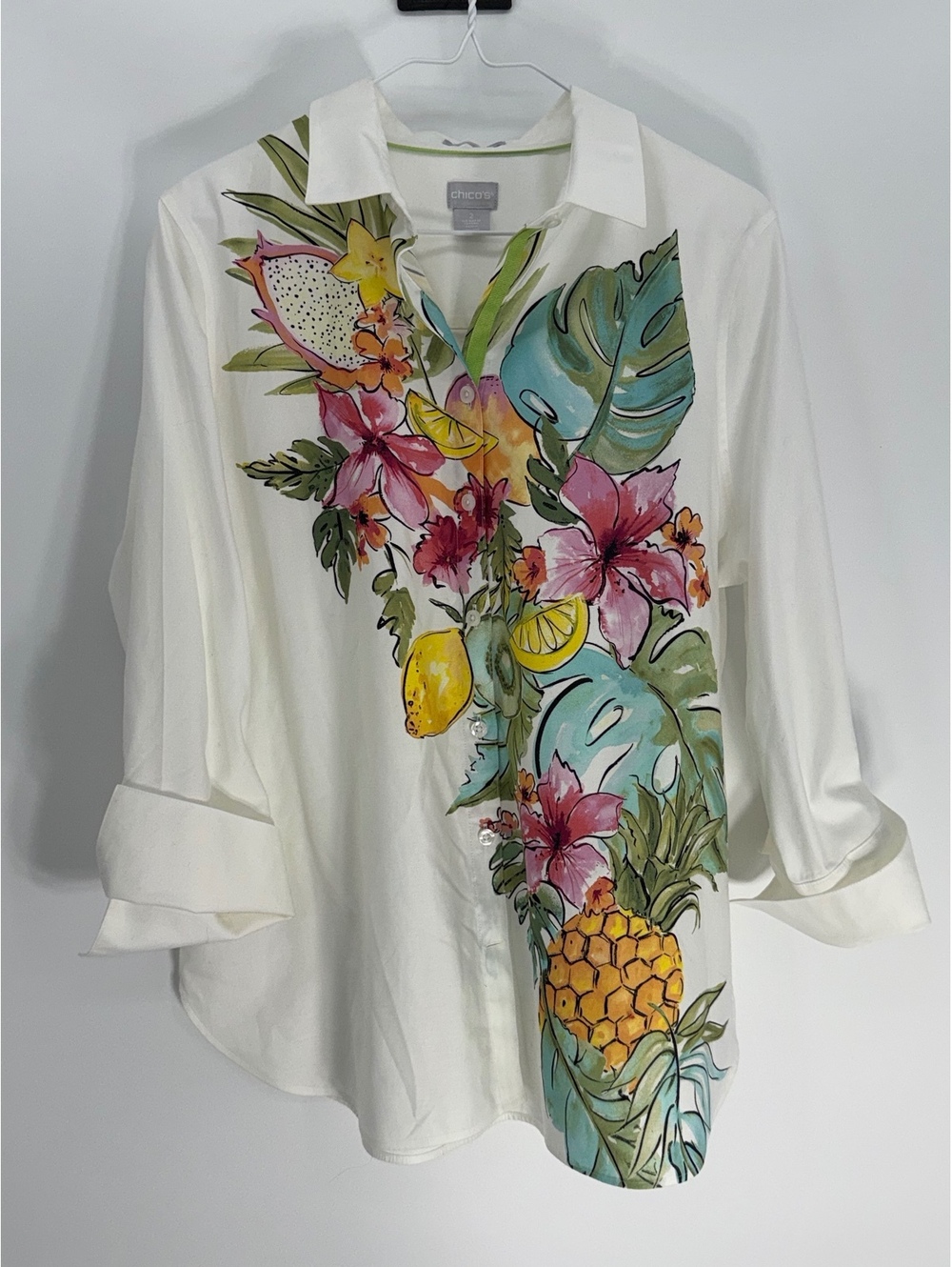 Chico's Size 2 Classic Fit Floral Button-Up Blouse